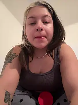 Snapshot of sammymoon chatting on January 21, 9:57 am sammymoon online show from January 21, 9:57 am
