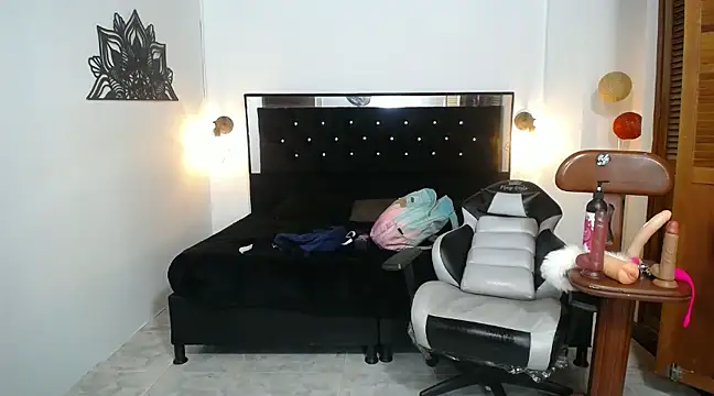 candy hairy online show from March 14, 10:07 am