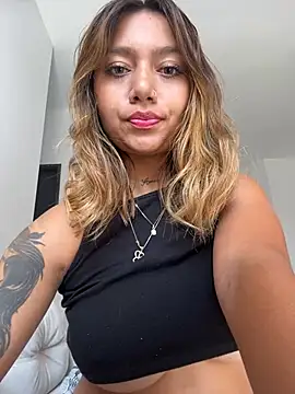 Snapshot of amanda-medrano1 chatting on January 23, 5:21 pm amanda-medrano1 online show from January 23, 5:21 pm