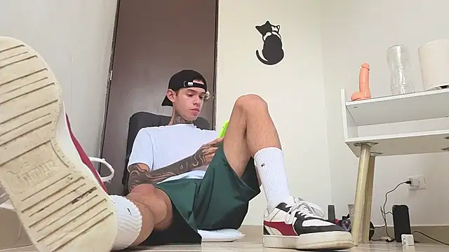 Saturno v online show from November 6, 11:11 am