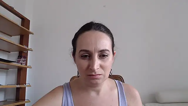 Snapshot of AskMeStandUp chatting on September 26, 1:04 pm AskMeStandUp online show from September 26, 1:04 pm