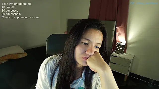Snapshot of ChloeSanchezx chatting on July 2, 3:23 am ChloeSanchezx online show from July 2, 3:23 am