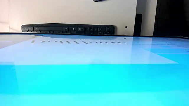 escarleth   online show from December 31, 12:36 pm