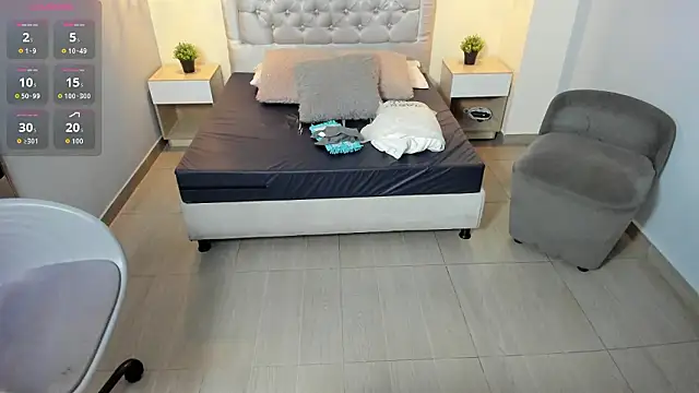 Snapshot of escarleth__ chatting on February 21, 1:23 pm escarleth online show from February 21, 1:23 pm