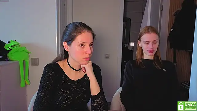 Snapshot of fcjuicy_pussy chatting on February 13, 10:22 am fcjuicy pussy online show from February 13, 10:22 am