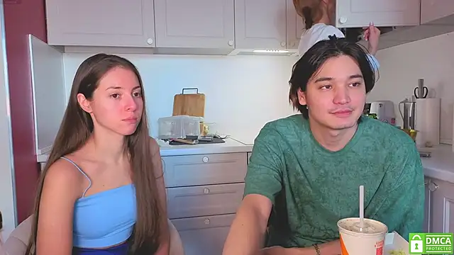 Snapshot of fcjuicy_pussy chatting on February 21, 10:05 am fcjuicy pussy online show from February 21, 10:05 am