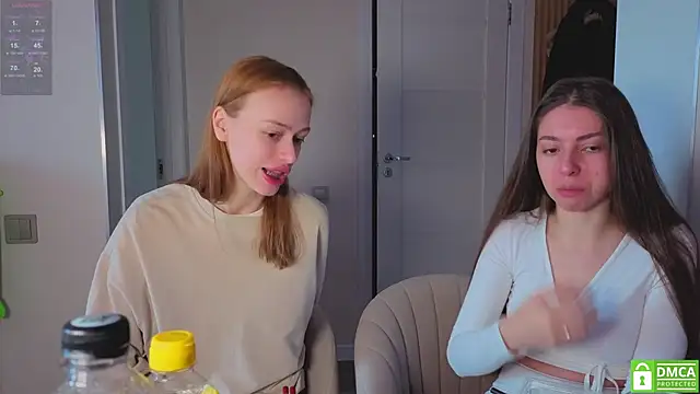 Snapshot of fcjuicy_pussy chatting on March 4, 7:47 am fcjuicy pussy online show from March 4, 7:47 am