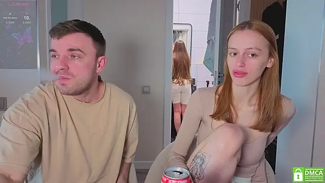 Snapshot of fcjuicy_pussy chatting on March 18, 8:28 am fcjuicy pussy online show from March 18, 8:28 am