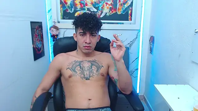 targuerian22 online show from November 21, 12:43 am