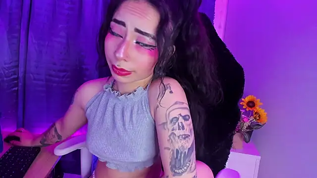 hanna  azumi online show from December 29, 2:27 am