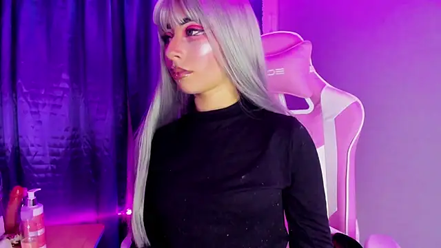 hanna  azumi online show from December 31, 3:34 am