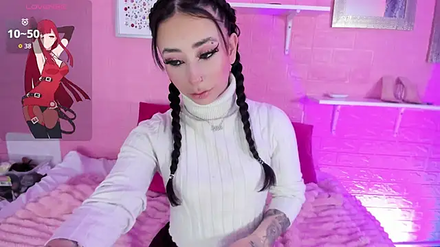 hanna  azumi online show from May 18, 2:18 am