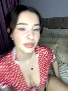 GraceCarther online show from November 3, 5:14 pm