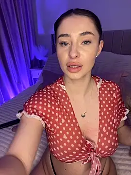 GraceCarther online show from November 8, 5:56 pm