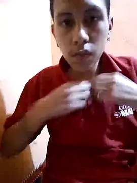 erikmrz316 online show from November 6, 4:46 am