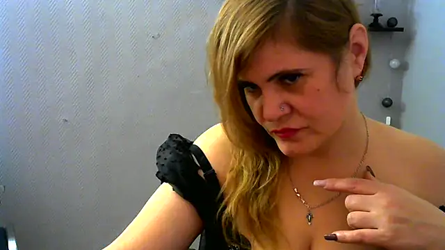 DaniellaKiss online show from January 7, 5:12 am