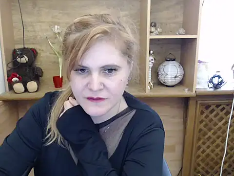 DaniellaKiss online show from March 17, 1:36 pm