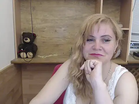 DaniellaKiss online show from May 15, 5:53 pm