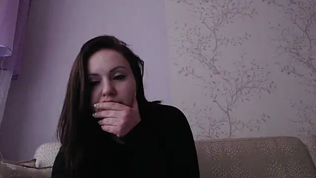 Snapshot of DulcieHeath chatting on February 26, 8:26 am DulcieHeath online show from February 26, 8:26 am
