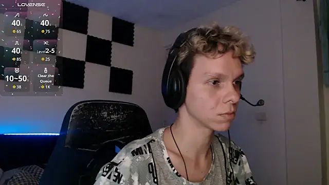 Snapshot of bryamado69 chatting on October 23, 2:22 am bryamado69 online show from October 23, 2:22 am