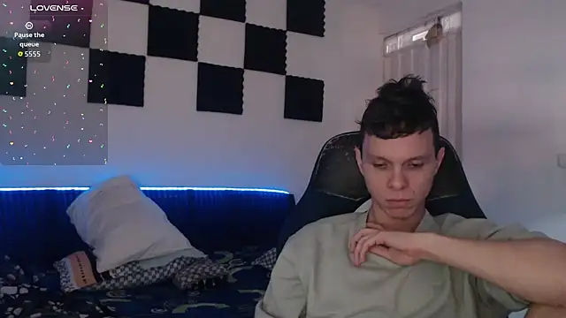 bryamado69 online show from November 19, 5:24 pm