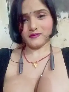 Snapshot of annaya_sweet chatting on March 2, 7:48 am annaya sweet online show from March 2, 7:48 am