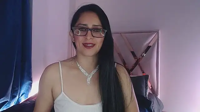 Snapshot of Andrea_Sexx_ chatting on February 6, 4:42 am Andrea Sexx online show from February 6, 4:42 am