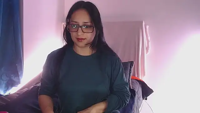 Snapshot of Andrea_Sexx_ chatting on February 11, 1:10 am Andrea Sexx online show from February 11, 1:10 am