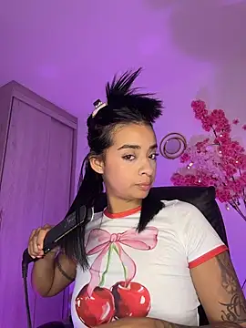 Laura fernandezII online show from May 16, 2:52 am