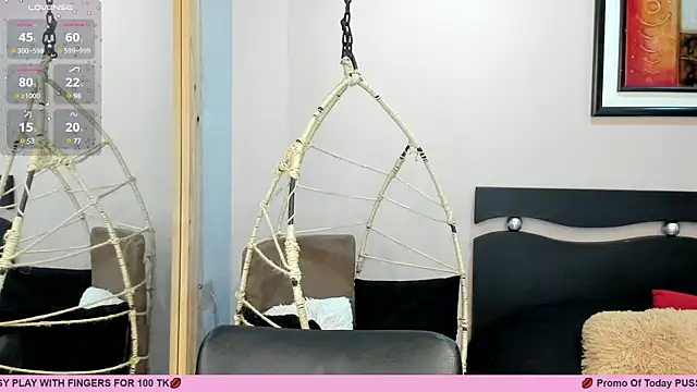 Snapshot of LenaRuiz_ chatting on February 28, 12:09 pm LenaRuiz online show from February 28, 12:09 pm