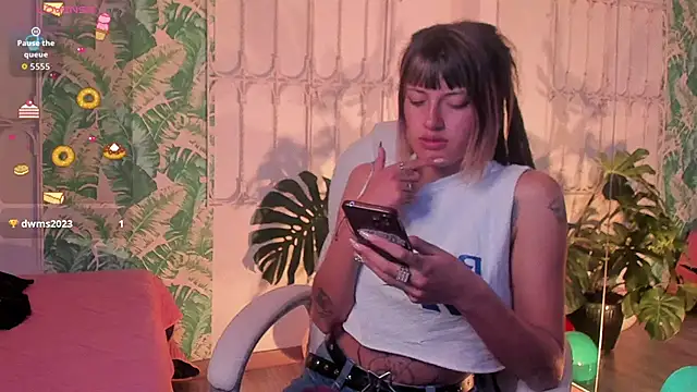  sharlotte777 online show from January 8, 2:30 pm