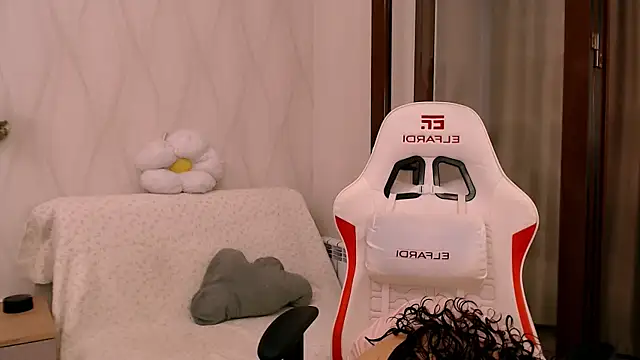 Ann  Cute online show from January 11, 6:29 am