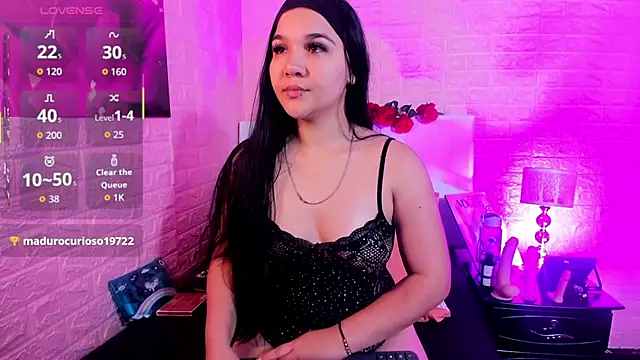 LYAA COLLINS  online show from February 8, 11:02 am