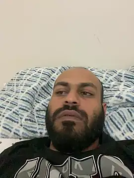 Snapshot of islandvybee55 chatting on March 16, 7:26 am islandvybee55 online show from March 16, 7:26 am