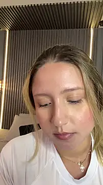 MiaPetit  online show from December 5, 8:38 pm