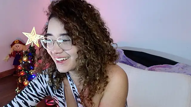 Charlotte11-11 online show from December 26, 8:21 pm