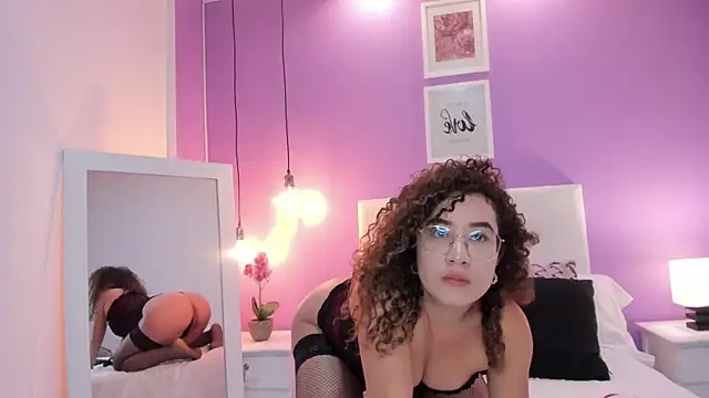 Charlotte11-11 online show from December 27, 8:07 pm