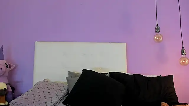 Charlotte11-11 online show from October 9, 3:43 pm