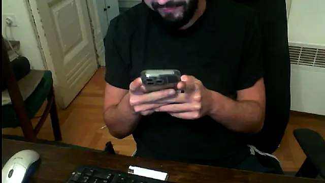 Snapshot of ridingbud chatting on November 2, 2:36 am ridingbud online show from November 2, 2:36 am