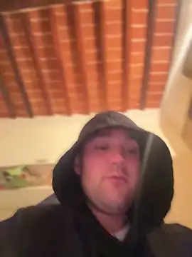 Snapshot of ErPumas126 chatting on March 2, 2:41 am ErPumas126 online show from March 2, 2:41 am