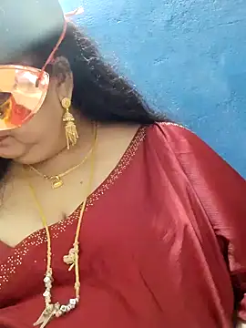 Snapshot of tamilthanushri chatting on January 22, 5:48 am tamilthanushri online show from January 22, 5:48 am