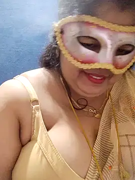 Snapshot of tamilthanushri chatting on January 24, 5:21 pm tamilthanushri online show from January 24, 5:21 pm