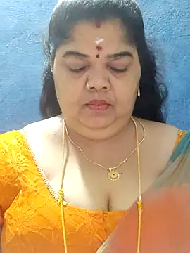 Snapshot of tamilthanushri chatting on September 11, 9:15 pm tamilthanushri online show from September 11, 9:15 pm