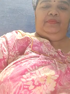Snapshot of tamilthanushri chatting on April 12, 8:03 pm tamilthanushri online show from April 12, 8:03 pm