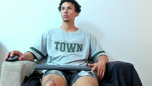 Dominick star online show from December 13, 10:19 am