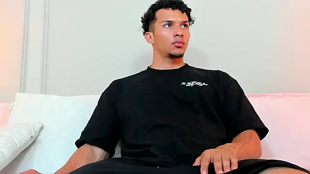 Dominick star online show from January 15, 4:04 am