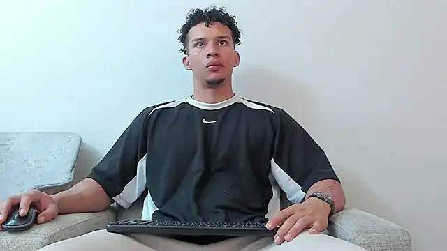 Dominick star online show from March 7, 4:13 am