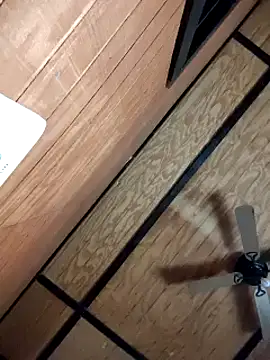 SukItSlo444 online show from January 20, 9:01 pm