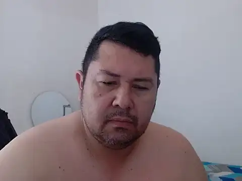 Elgatoloco11 online show from May 16, 5:56 pm