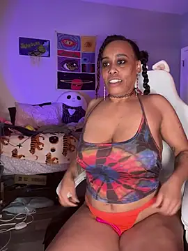 loveluna8 online show from March 4, 7:11 pm